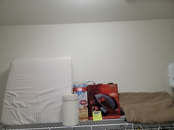 007 - CLOSET LOT - EVERYTHING ON SHELF
