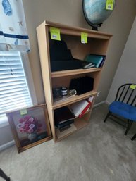 116 - LIGHT WOOD BOOKCASE WITH 4 SHELVES
