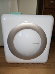 003 - COWAY AIR PURIFIER - WHITE