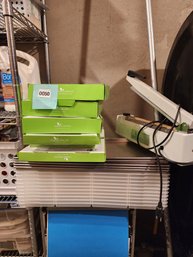 050 - HARVEST DRY FREEZE ACCESSORIES - PANS AND SEALER