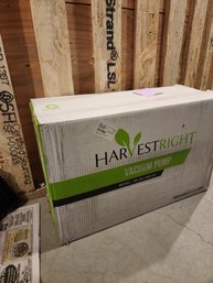 052 - HAVEST VACUUM PUMP