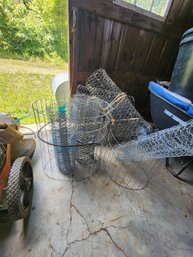 123 - ROLLS OF WIRE FENCING AND METAL PLANT CAGES