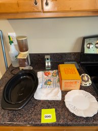 045 - MISCELLANEOUS COUNTERTOP LOT