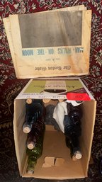 040 - Old Newspapers And Box