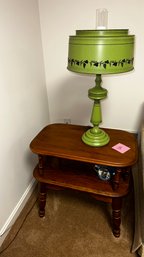 080 - END TABLE AND VINTAGE LAMP