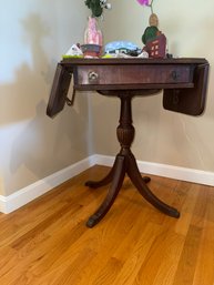 001 - ANTIQUE PEDESTAL DROP-LEAF SIDE TABLE
