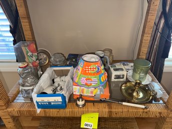 013 - MIXED DECOR LOT