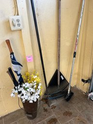 009 - YARD TOOLS AND UMBRELLAS