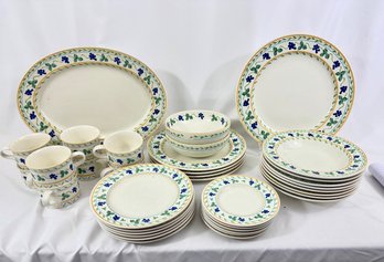 Mikasa 34-Pc Stoneware Dinnerware Set - Wine & Roses Patten