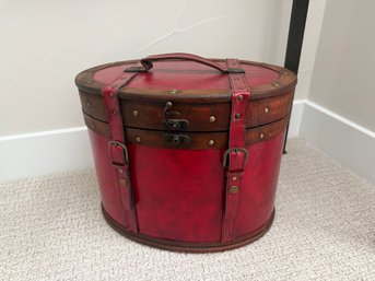 Vintage-style Wooden Storage Box