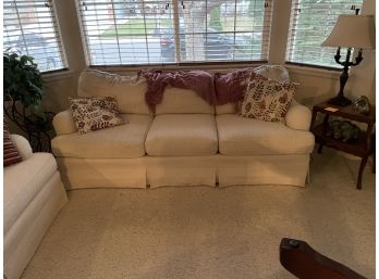 Thomasville Sofa And Loveseat Set