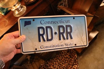 Connecticut Constitution State Blue Fade Passenger License Plate RD-RR