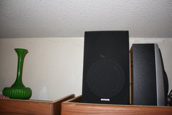 Aiwa Pair Of Bookshelf Speakers