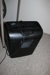 Staples Black Cross-Cut Paper Shredder Untested