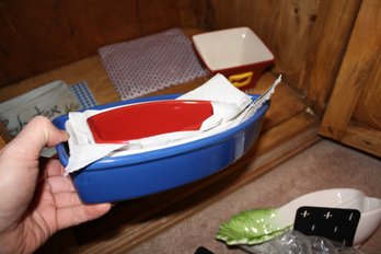 Set Of Nesting Boat-Shaped Ramekins/Dipping Bowls