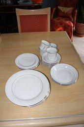 Sakura Classic Gold 1998 Salad Plate & S.H.I. Fine China Golden Reflectives Dinnerware