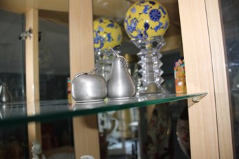 Kirk Stieff Pewter Apple & Pear Salt And Pepper Shakers