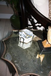 Hexagonal Marble-Pattern Ceramic Coaster Set With Gold Vein Design & Metal Holder