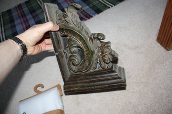 Carved Wooden Corbel With Acanthus Leaf Design