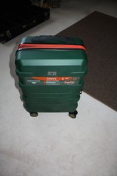 Dockers Drive 8-Wheel Spinner Carry-On Luggage, Green, Expandable