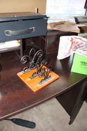 Black Metal Scroll Napkin Holder With Wooden Base