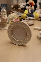 Lenox Ivory Porcelain Picture Frame Gold Accents