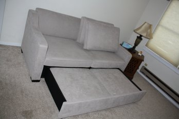 Like New Convertible Sleeper Modern Fabric Futon Sofa Couch With Pullout Bed Grey