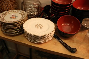 Royal Doulton Napier H4800 Pattern Dinnerware
