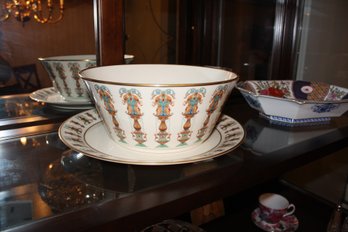 Lenox Lido Porcelain Serving Bowl With 24K Gold Decorated Rim And Classical Motif USA