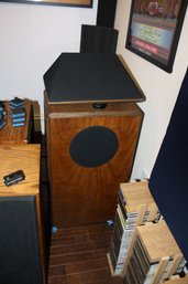 Omni-Directional Floorstanding Speaker #2 WORKING