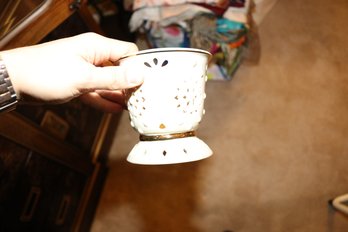 Lenox Snowflake Pierced Votive Candle Holder Gold Trim