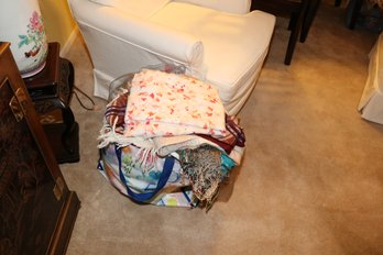 Patterned Blanket And Scarf Textile Collection In Tote
