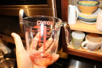 Pyrex Prepware 2 Cup Size Glass Measuring Cup