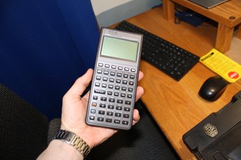 HP 48SX Graphing Calculator  Hewlett-Packard Scientific Calculator Untested