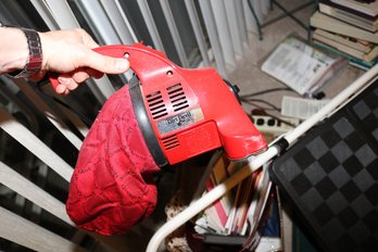 Royal Dirt Devil Model 103 Red Handheld Vacuum Cleaner Untested