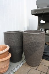 UPDATED Large Round PLASTIC Outdoor Planters (Charcoal Finish  Gentong / Milano Style)