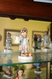 M.I. Hummel 'Doctor' Hum 127 Goebel Figurine