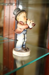 M.I. Hummel 'Serenade' Hum 85 Goebel Figurine