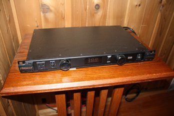 Furman PL-PRO DMC Rack Mount Power Conditioner With SMP, LiFT, LED Lights, And Metering UNTESTED