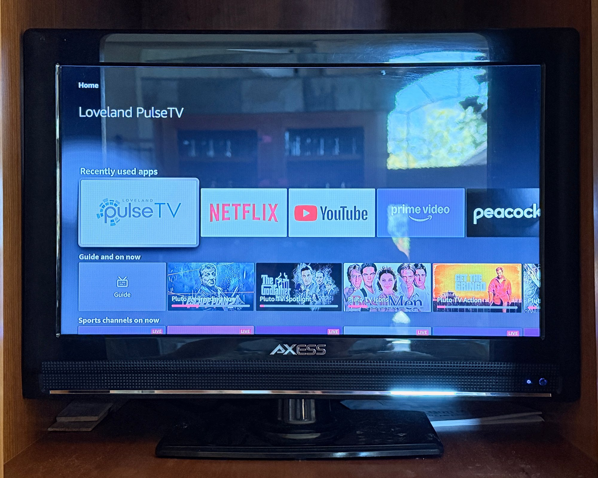 Axess Roku TV With Remote #258384 | Auctionninja.com