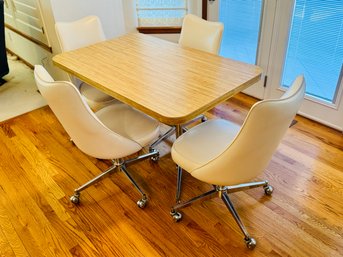 Mid-Century Modern Dinette Set Produced By Chromcraft