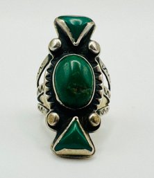 Navajo Sterling Silver Ring Featuring Malachite Stones Size 3.5