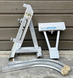 Werner QuickClick AC78 Ladder Stabilizer With Ladder Jacks