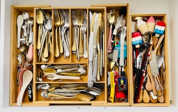 Assorted Lot Of Kitchen Utensils