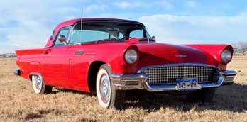 1957 Ford Thunderbird, Hard Top, Black Soft Top Behind Seat. V8 (312ci) Automatic