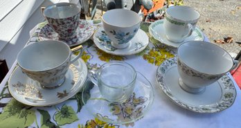 Lot Of Six Antique Teacups And Saucers