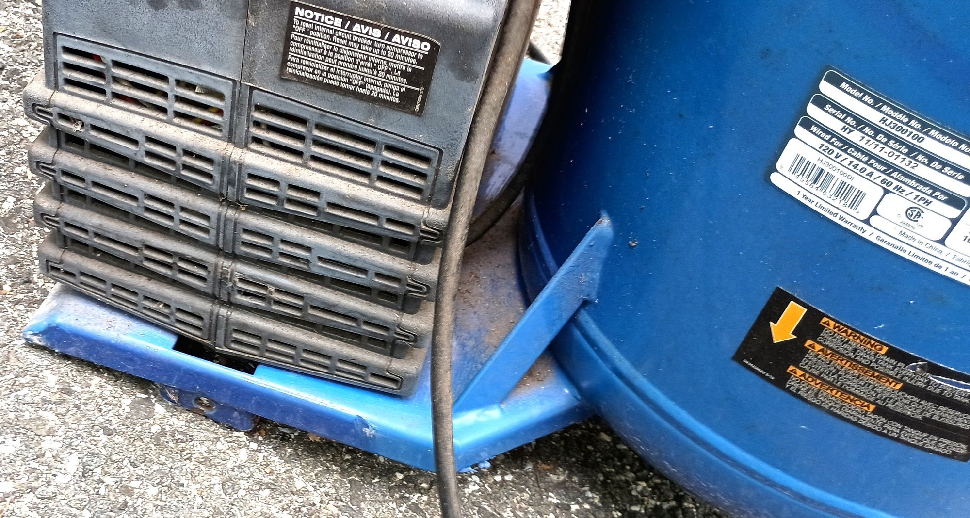 8602 Campbell Hausfeld Wheeled Portable Air Compressor Model