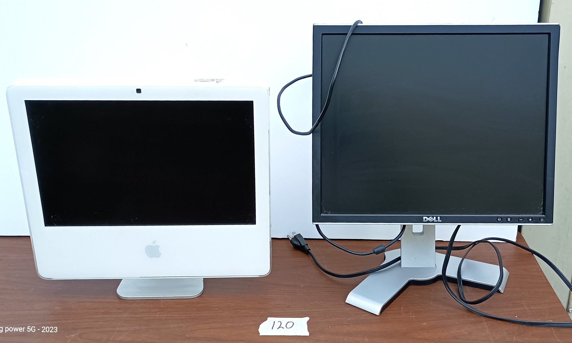 8602 2006 IMac Apple All-in-One Workstation & 2007 Dell 19