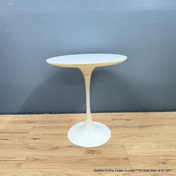 White Tulip Eero Saarinen-Style Accent Side Table (LOCAL PICKUP ONLY)