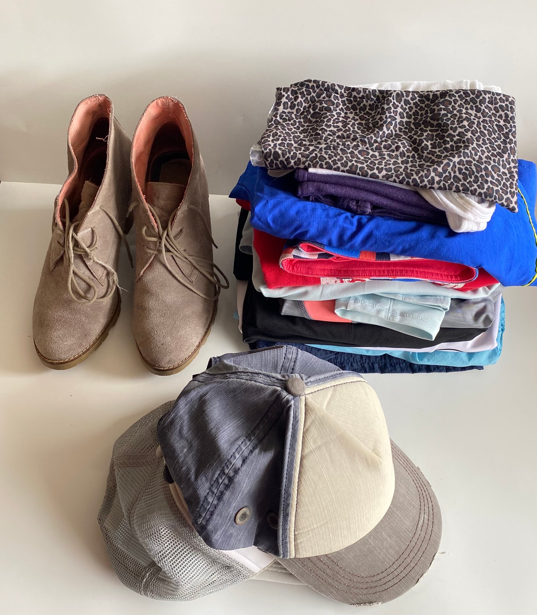 Womens Clothing Lot With Hats And Shoes 17028